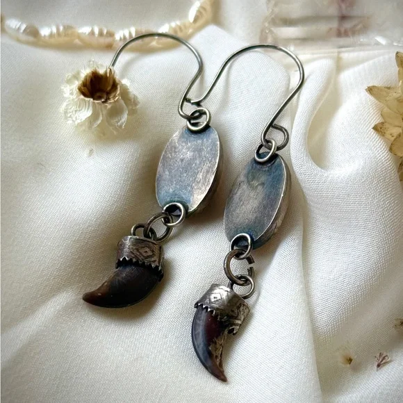 Artisan Tribal Oxidized Sterling Silver Coyote Claw Dangle Earrings - Picture 8 of 9
